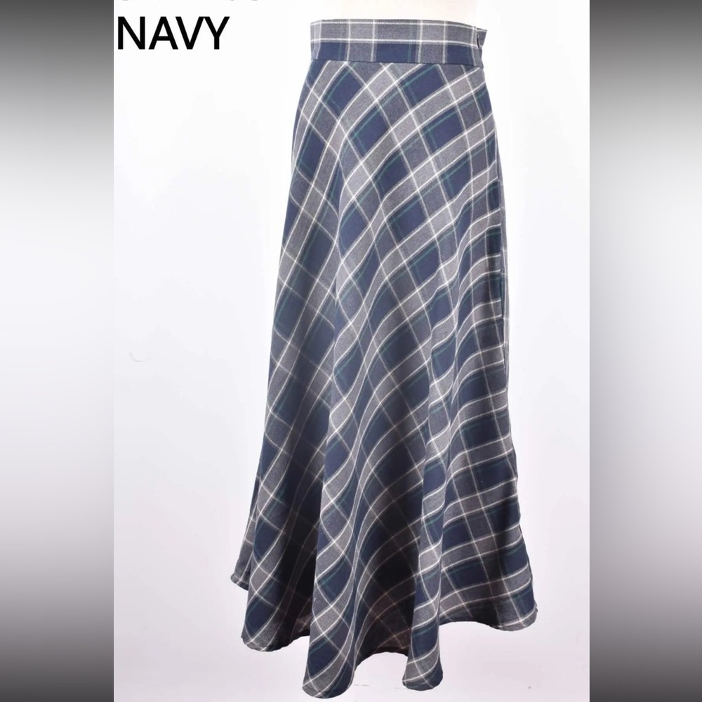 FROM PARIS FRANCE 🇫🇷 Navy Plaid Women's Skirt - Picture 2 of 2